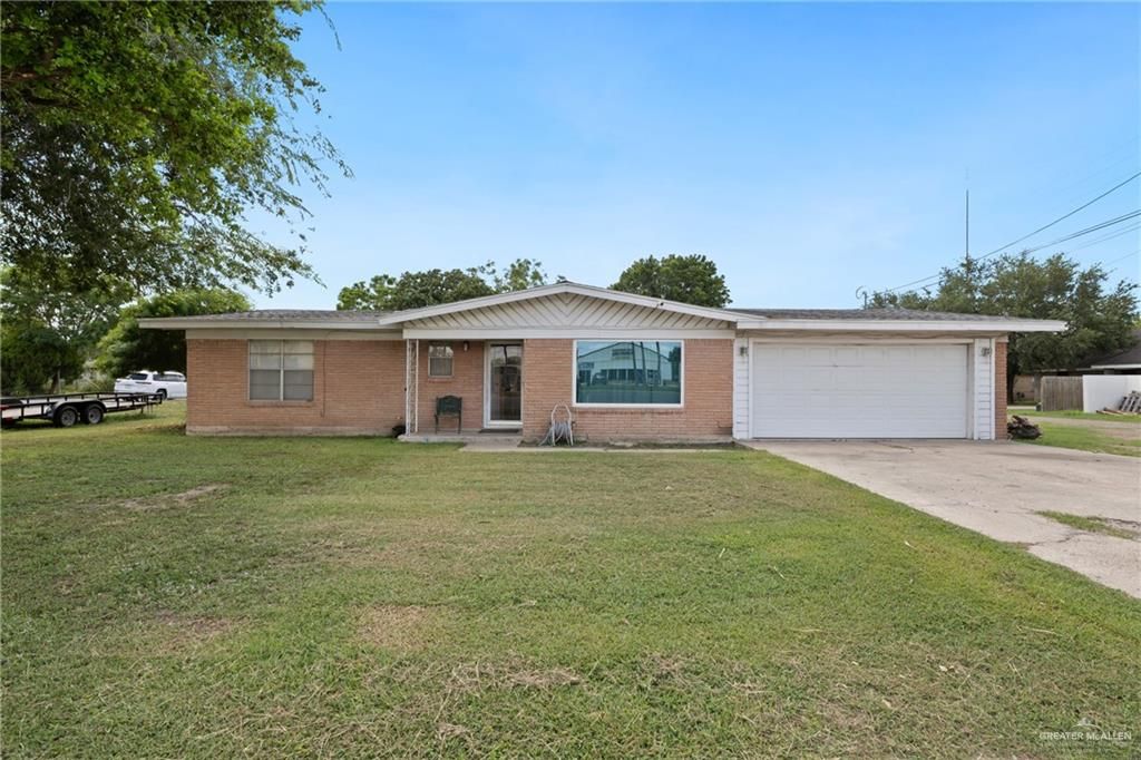 1112 S Cage Boulevard, Pharr, TX 78577