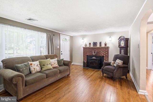 105 DUBLIN RD, Perkasie, PA 18944