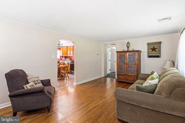 105 DUBLIN RD, Perkasie, PA 18944
