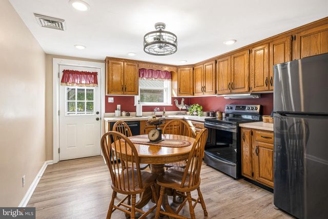 105 DUBLIN RD, Perkasie, PA 18944