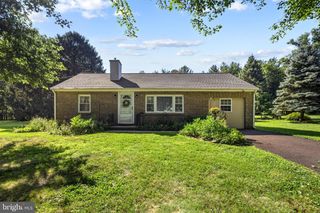 105 DUBLIN RD, Perkasie, PA 18944