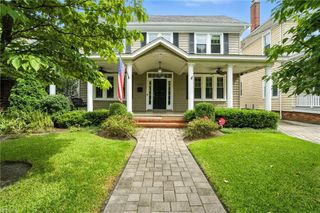 1034 Jamestown CRES, Norfolk, VA 23508