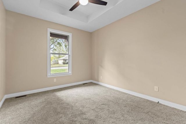 104 Aven Street, Nixa, MO 65714