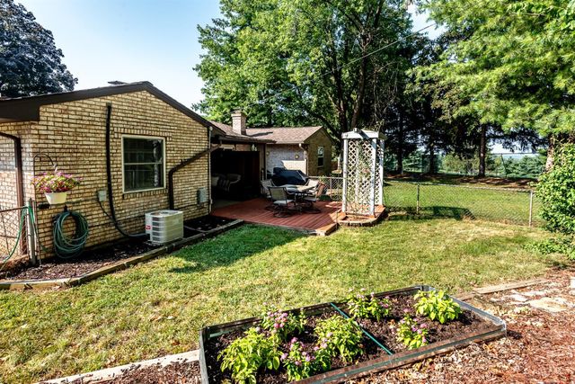 135 Highridge Court, Franklin, OH 45005