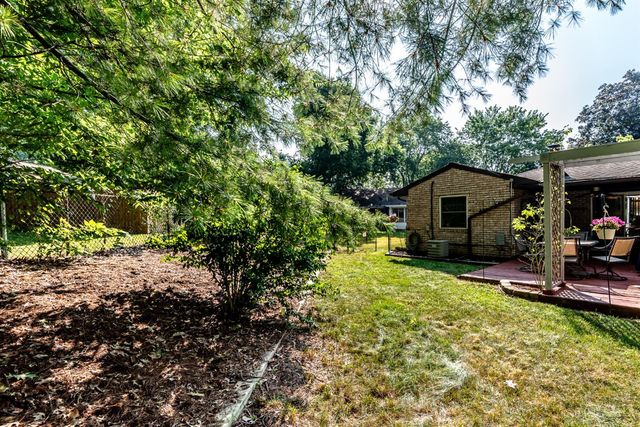 135 Highridge Court, Franklin, OH 45005