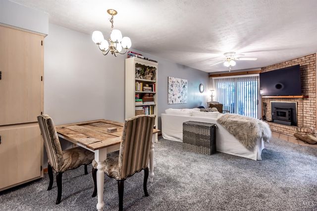135 Highridge Court, Franklin, OH 45005