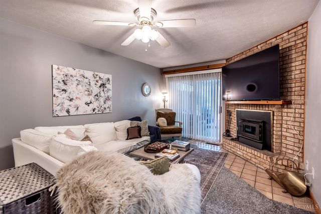 135 Highridge Court, Franklin, OH 45005