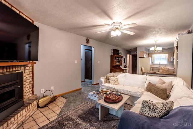 135 Highridge Court, Franklin, OH 45005