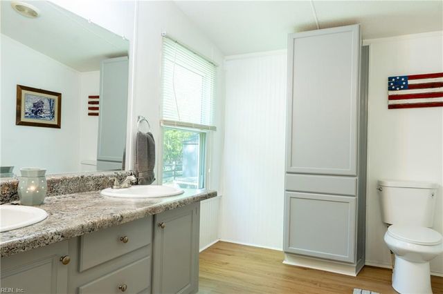 5856 My Way LN, Gloucester, VA 23061