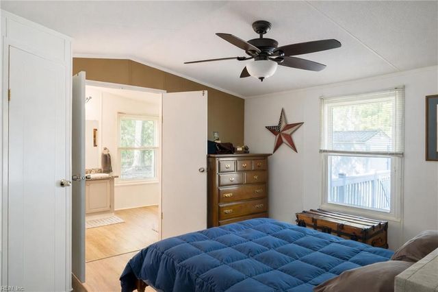 5856 My Way LN, Gloucester, VA 23061