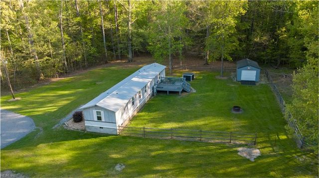 5856 My Way LN, Gloucester, VA 23061