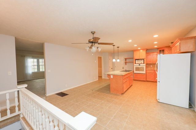 207 N View Pointe, Lagrange, GA 30241