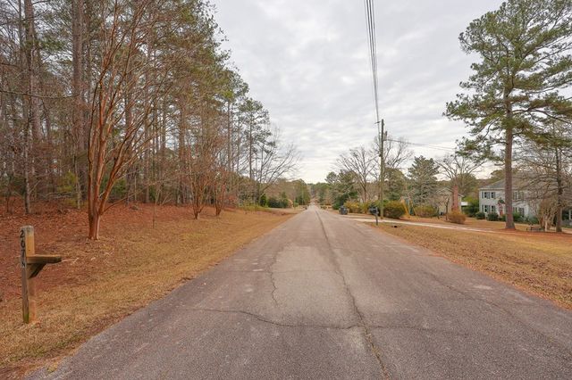 207 N View Pointe, Lagrange, GA 30241