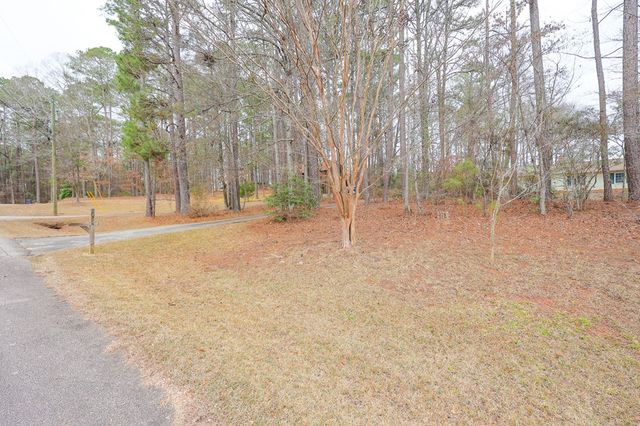 207 N View Pointe, Lagrange, GA 30241