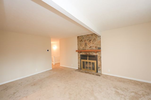 207 N View Pointe, Lagrange, GA 30241