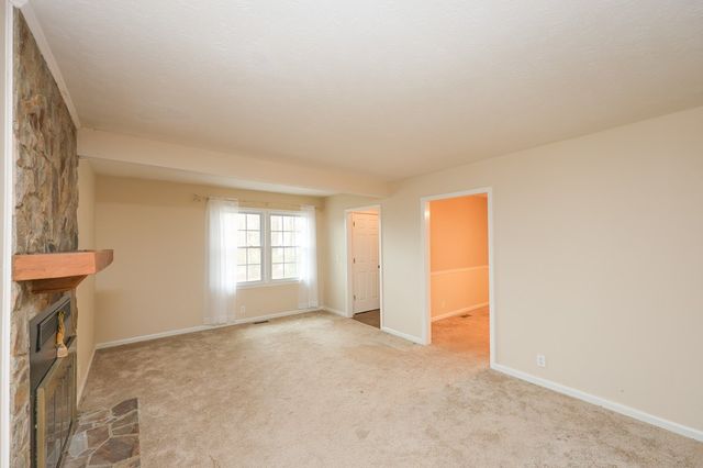 207 N View Pointe, Lagrange, GA 30241