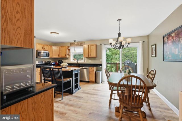 348 DOGWOOD LN, Womelsdorf, PA 19567