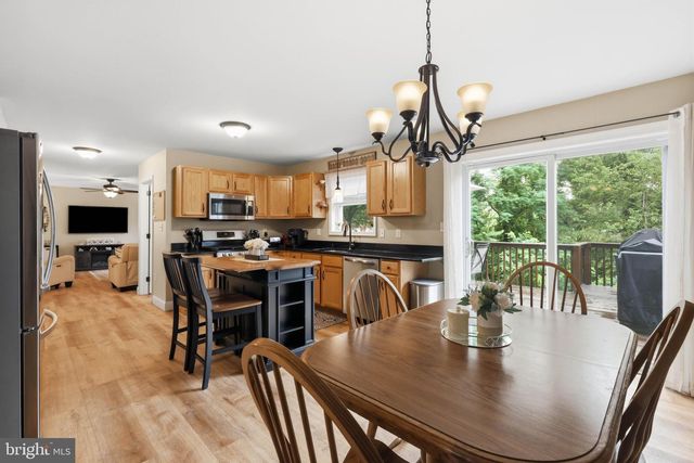 348 DOGWOOD LN, Womelsdorf, PA 19567