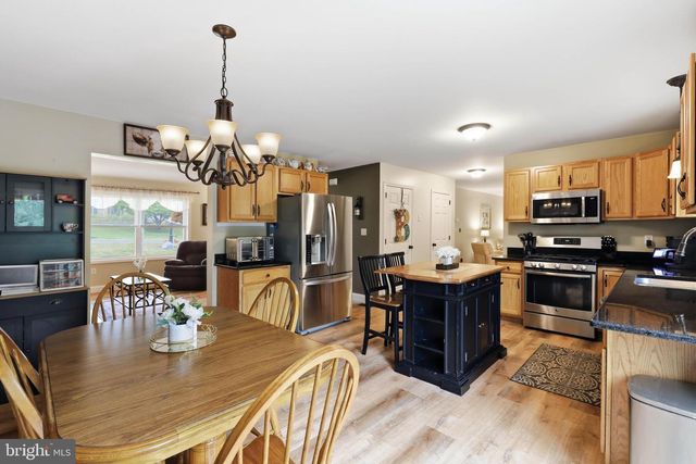 348 DOGWOOD LN, Womelsdorf, PA 19567