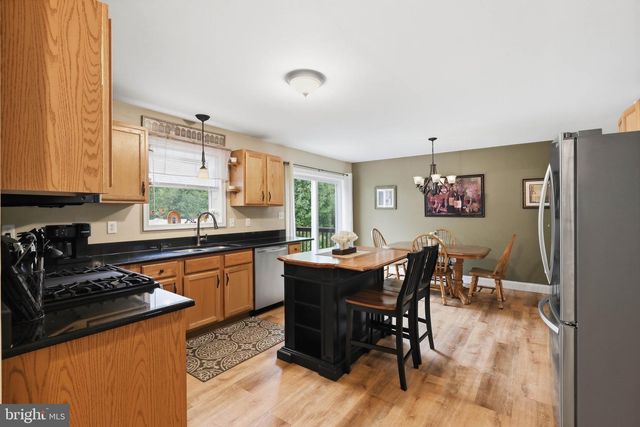 348 DOGWOOD LN, Womelsdorf, PA 19567
