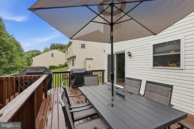 348 DOGWOOD LN, Womelsdorf, PA 19567