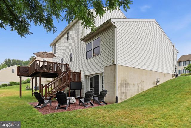 348 DOGWOOD LN, Womelsdorf, PA 19567