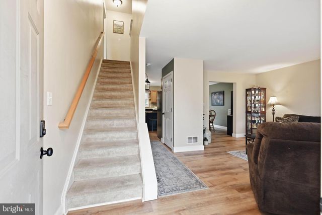 348 DOGWOOD LN, Womelsdorf, PA 19567