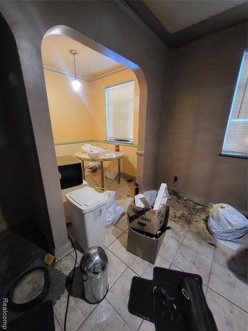 16631 Birwood Street, Detroit, MI 48221