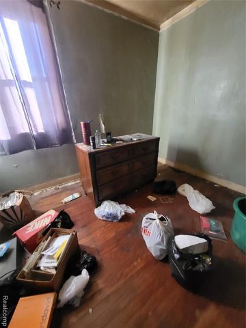 16631 Birwood Street, Detroit, MI 48221