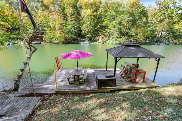 8421 S Kinman Drive, Nineveh, IN 46164