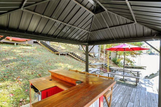 8421 S Kinman Drive, Nineveh, IN 46164