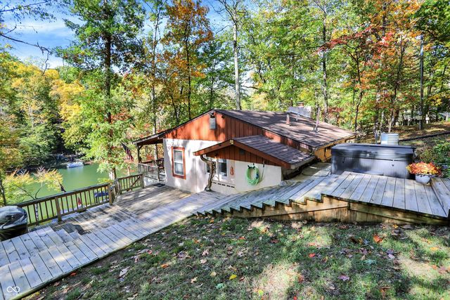 8421 S Kinman Drive, Nineveh, IN 46164