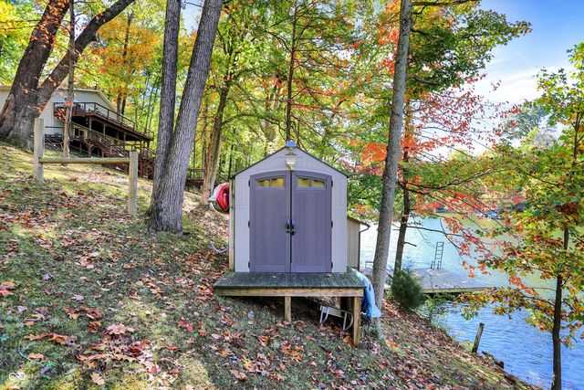 8421 S Kinman Drive, Nineveh, IN 46164