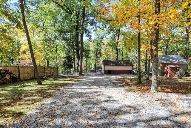 8421 S Kinman Drive, Nineveh, IN 46164