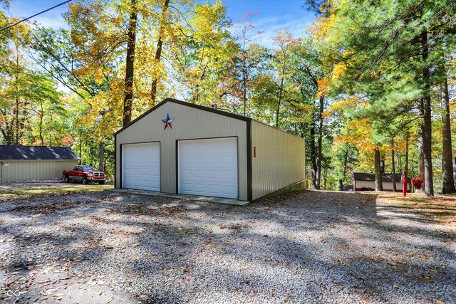 8421 S Kinman Drive, Nineveh, IN 46164