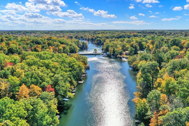 8421 S Kinman Drive, Nineveh, IN 46164