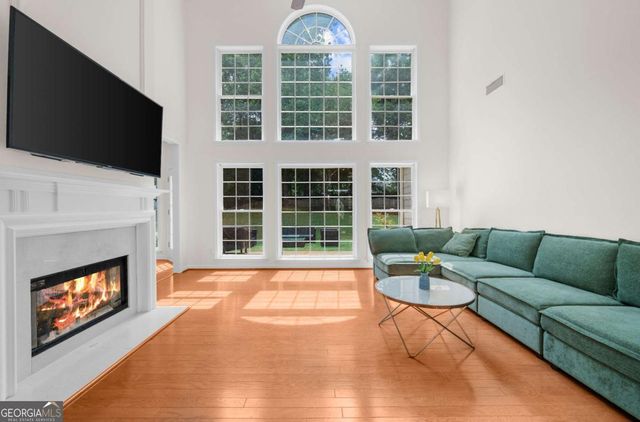 725 Wood Rose Court, Alpharetta, GA 30005