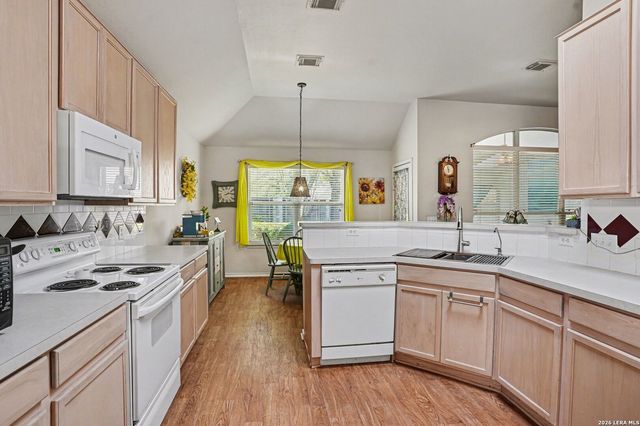 4737 Windy Ridge Trail, Schertz, TX 78154