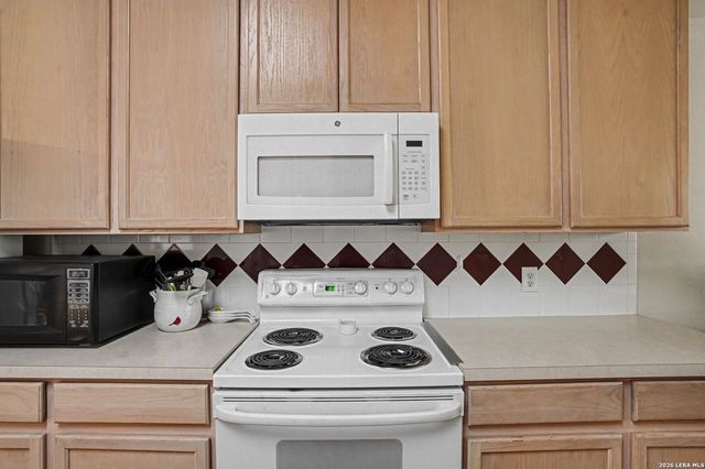 4737 Windy Ridge Trail, Schertz, TX 78154