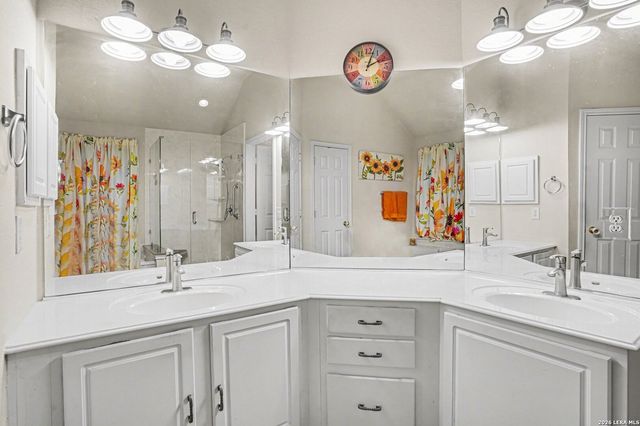 4737 Windy Ridge Trail, Schertz, TX 78154