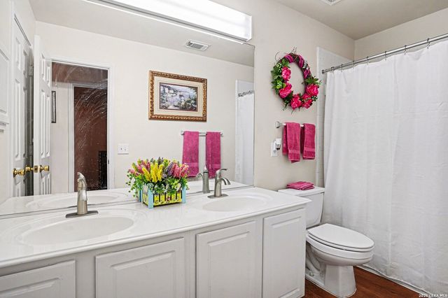 4737 Windy Ridge Trail, Schertz, TX 78154