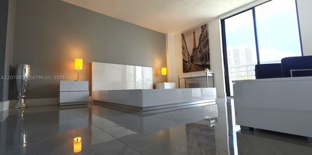 3300 NE 192nd St 517, Aventura, FL 33180