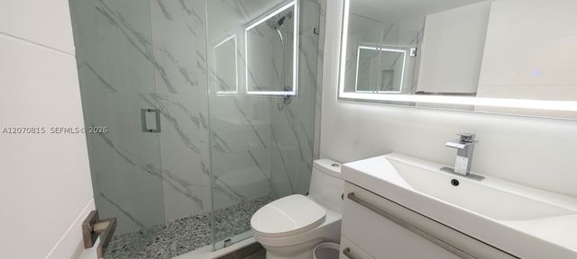 3300 NE 192nd St 517, Aventura, FL 33180