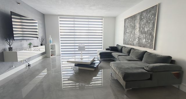 3300 NE 192nd St 517, Aventura, FL 33180