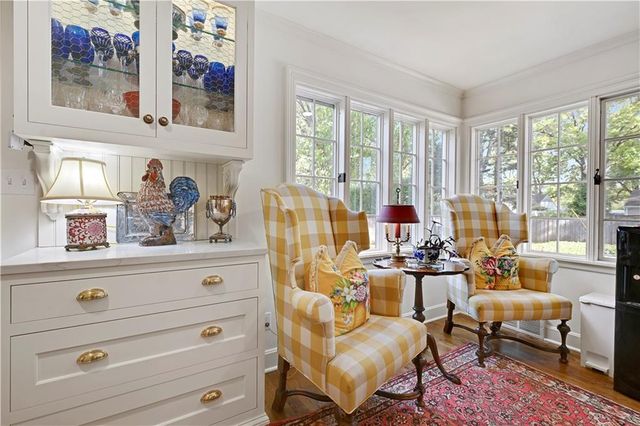 6629 Overhill Road, Mission Hills, KS 66208