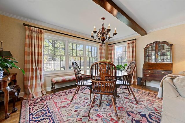 6629 Overhill Road, Mission Hills, KS 66208