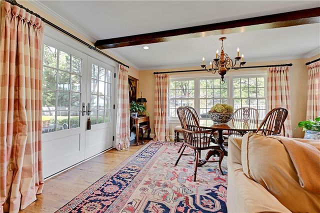 6629 Overhill Road, Mission Hills, KS 66208