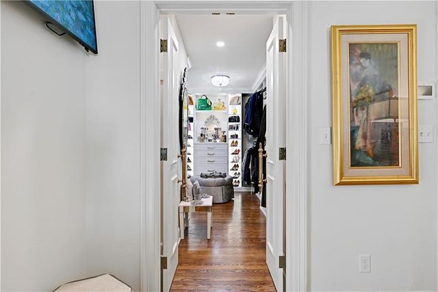 6629 Overhill Road, Mission Hills, KS 66208