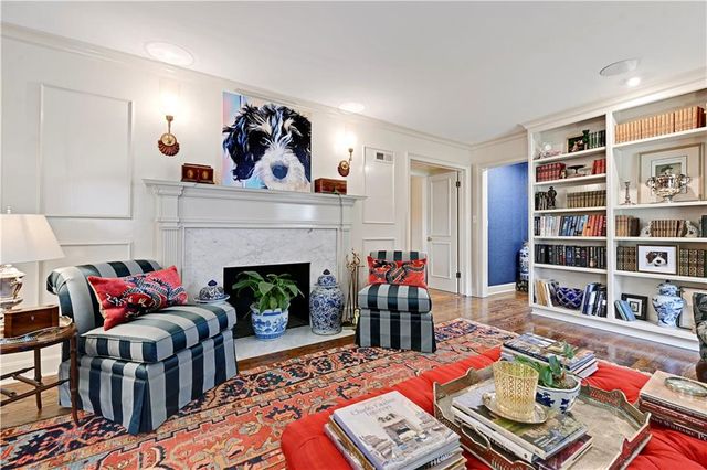 6629 Overhill Road, Mission Hills, KS 66208