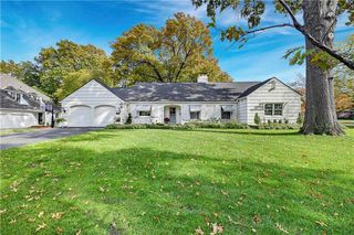 6629 Overhill Road, Mission Hills, KS 66208